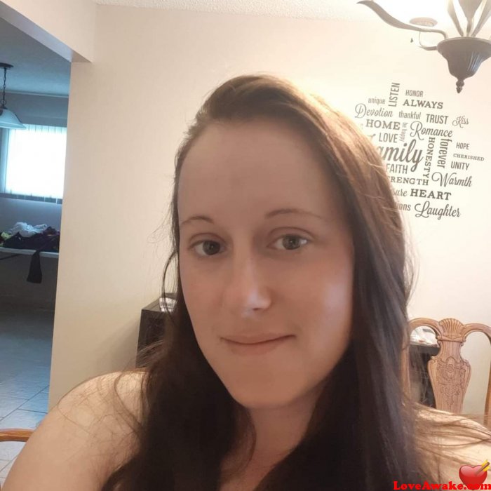liltessie Canadian Woman from Edmonton