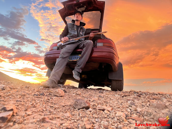 DesertWanderer American Man from Reno