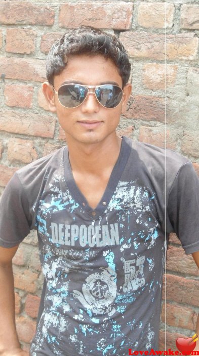ahsanbhutta Pakistani Man from Sialkot