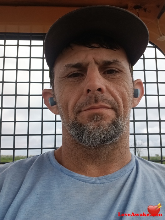 Shannon40 American Man from Oakdale