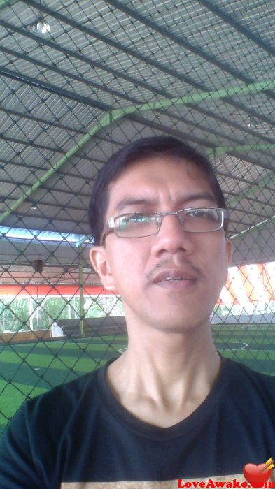 donbuzz77 Indonesian Man from Palembang, Sumatra