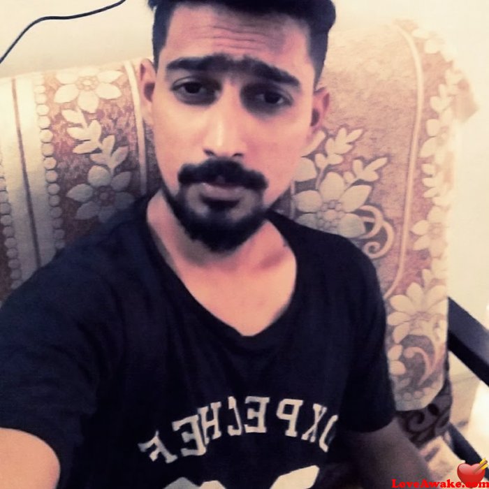 Rockyrockyz UAE Man from Dubai