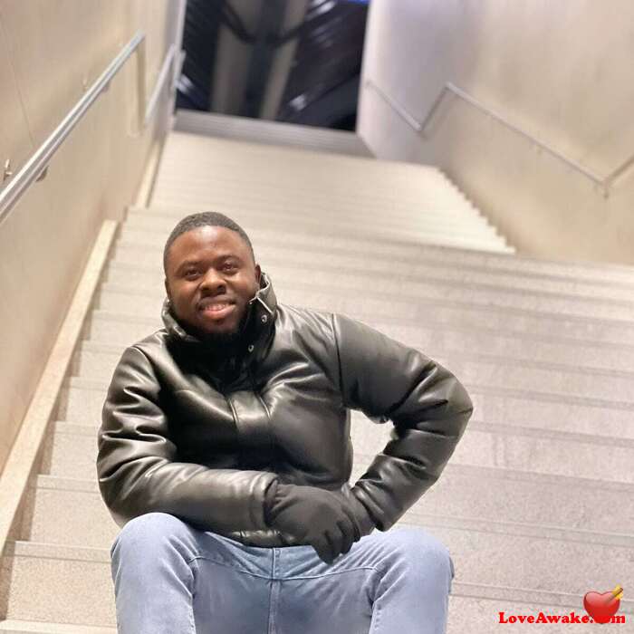 Kelvin2144 Swiss Man from Zurich