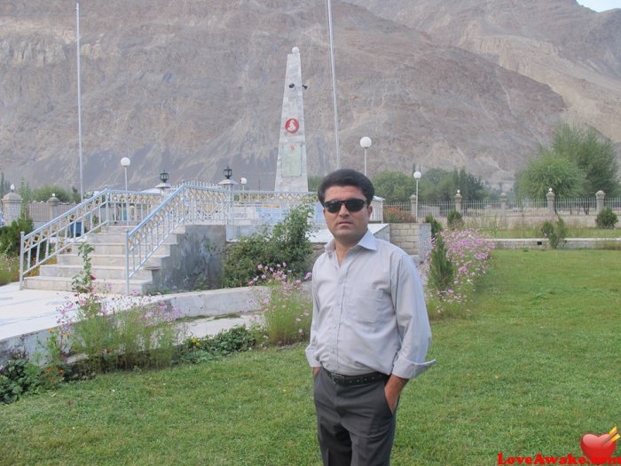 samanhunzai Pakistani Man from Gilgit