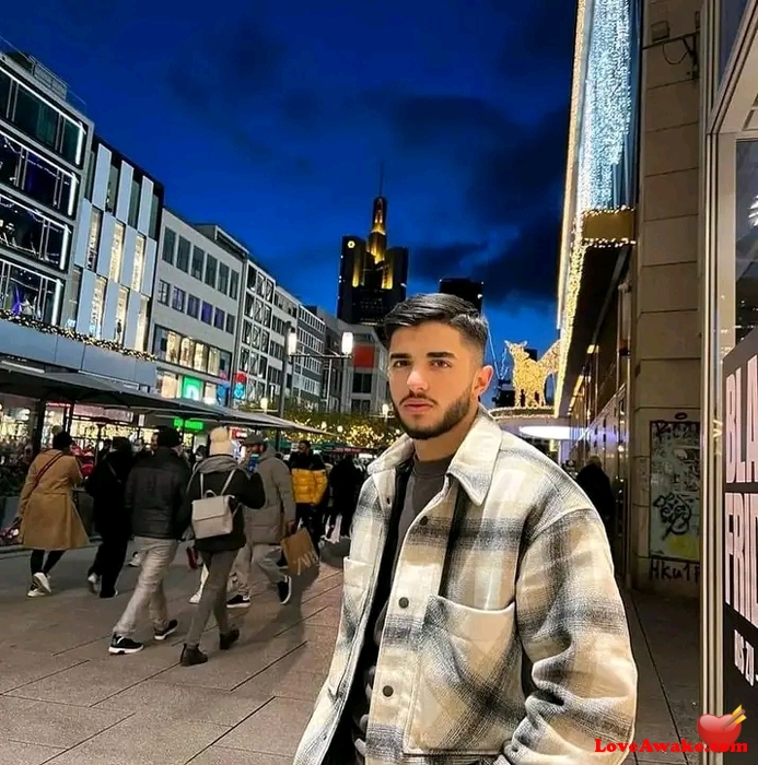 Noaim Algerian Man from Alger (Algiers)