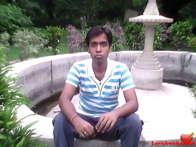 Ashu-837 Indian Man from Lucknow