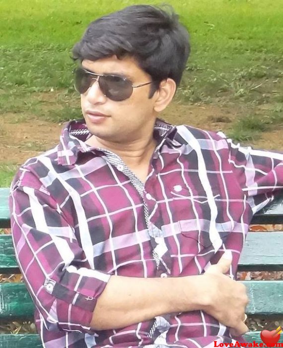 insideme89 Indian Man from Chennai (ex Madras)