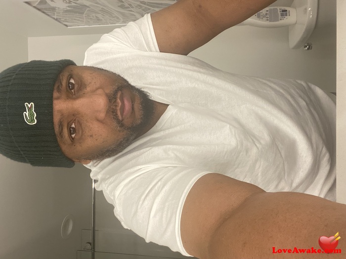 Nwkhandsome American Man from Newark