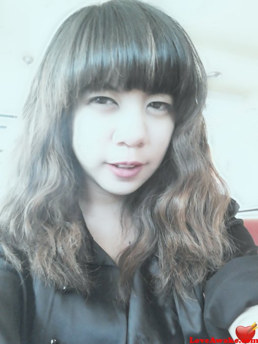 Dhanielle Filipina Woman from Baguio