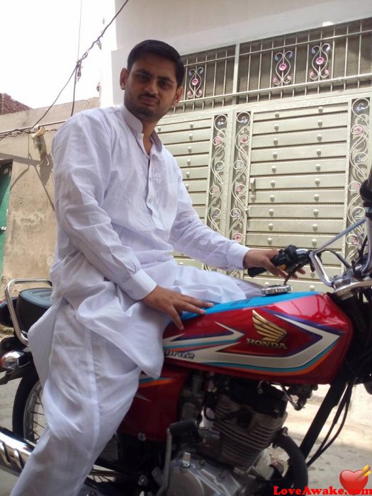 samiADIL Pakistani Man from Lahore