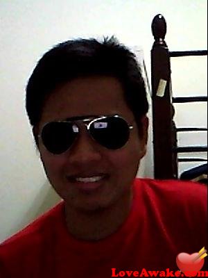 Benchsulit Filipina Man from Manila