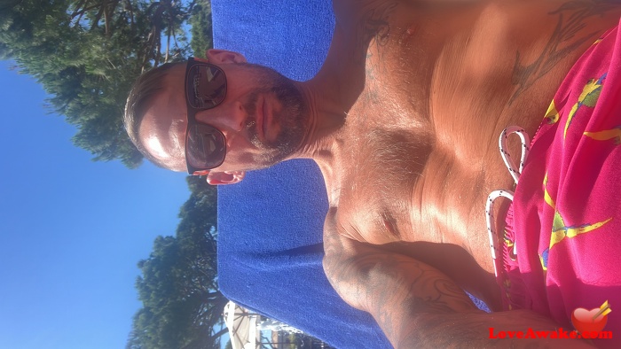Chelsea42 UK Man from Rainham