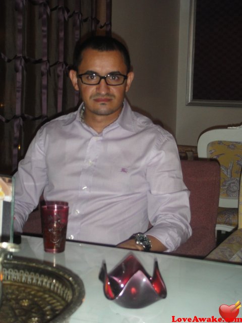 salzah Saudi Man from Jeddah