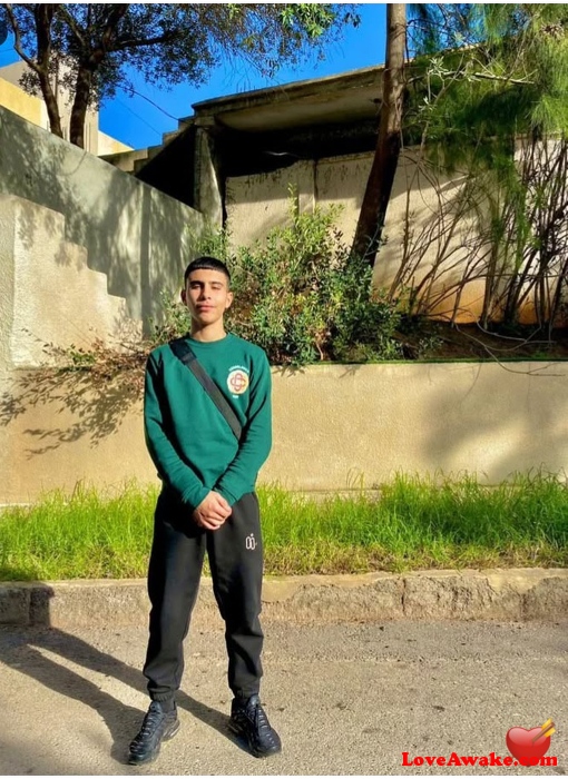 Lpix19 Algerian Man from Alger (Algiers)
