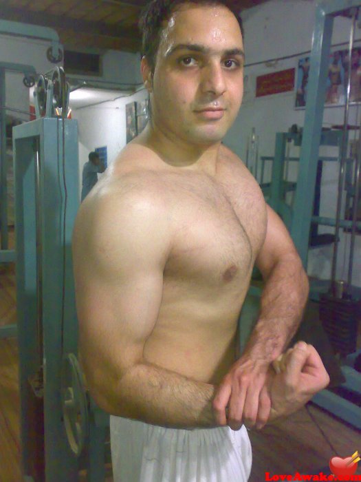 zak321 Pakistani Man from Lahore