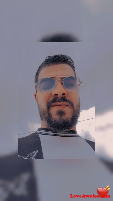 aimenbr0102 Algerian Man from Alger (Algiers)