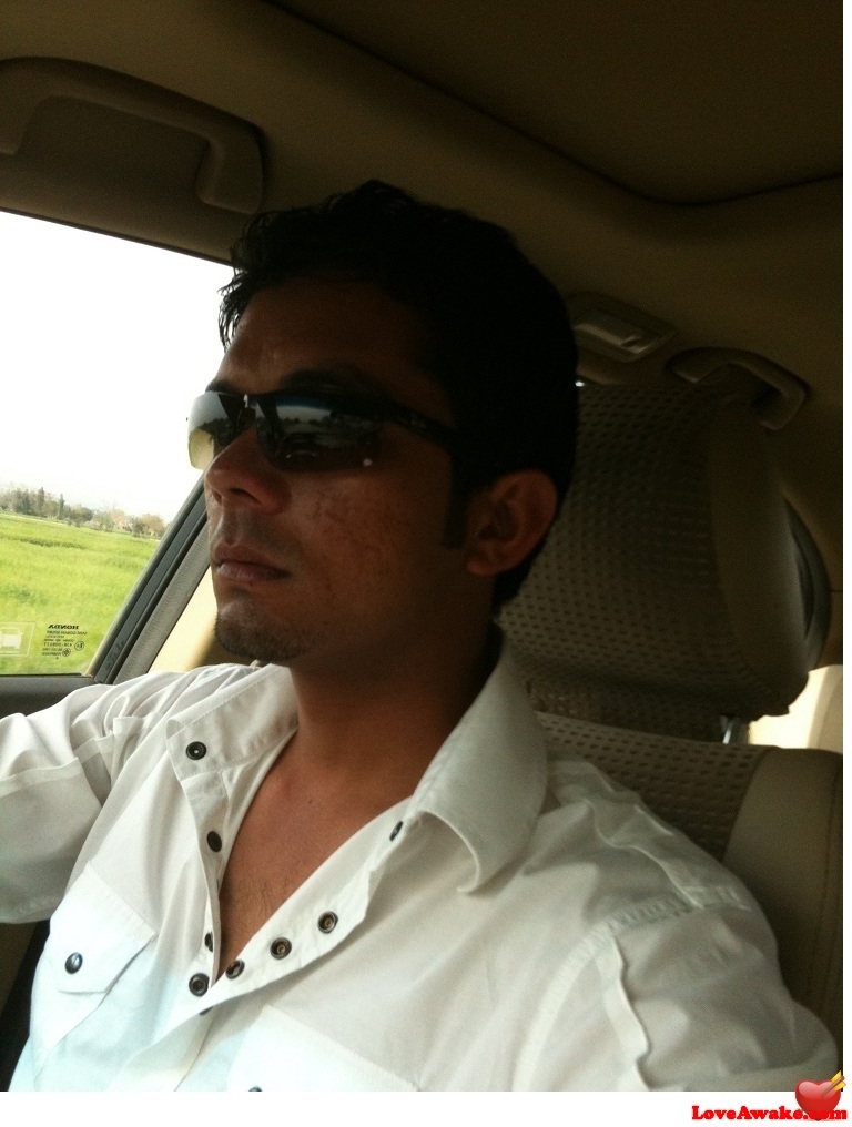 justmoon7 Pakistani Man from Jhelum