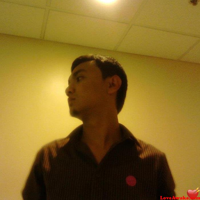 zwei Filipina Man from Manila