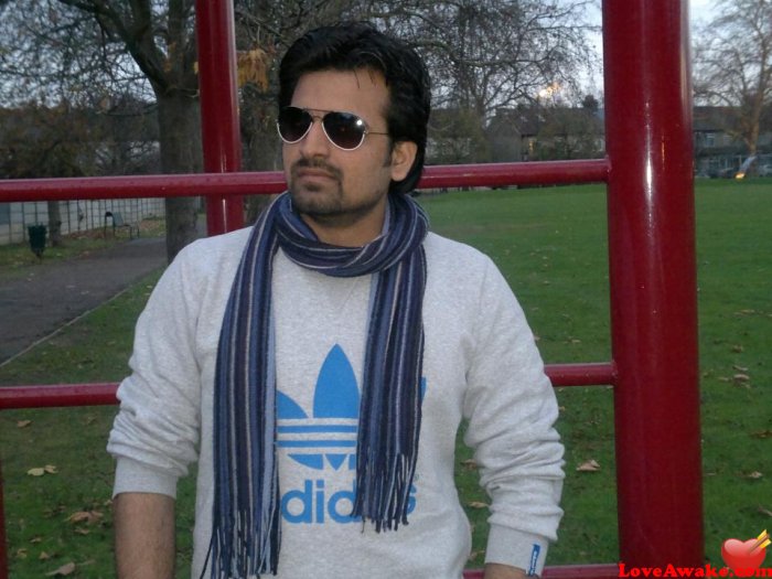 babar587 UK Man from London