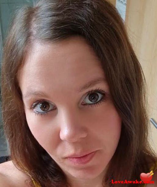 chrystina12 American Woman from Los Angeles