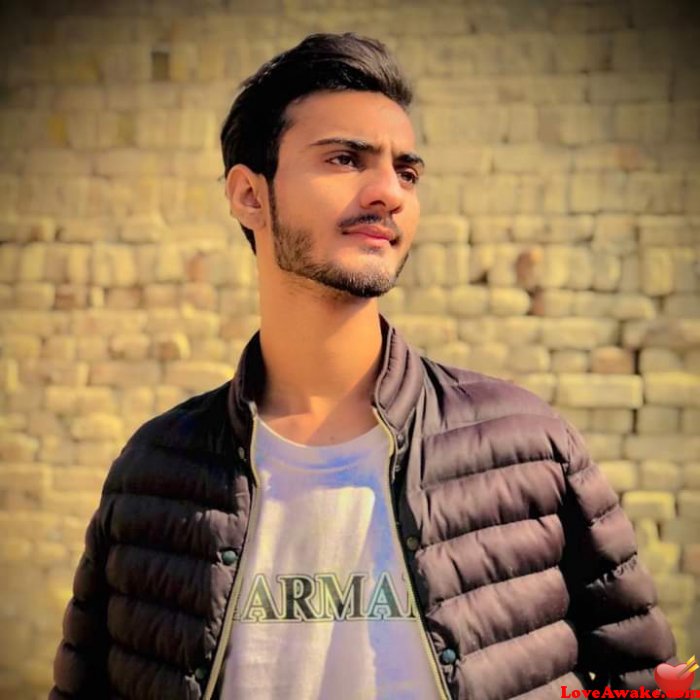 Haris2179 Pakistani Man from Lahore