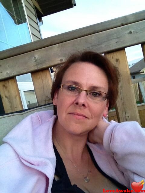 dawnmarie Canadian Woman from Red Deer