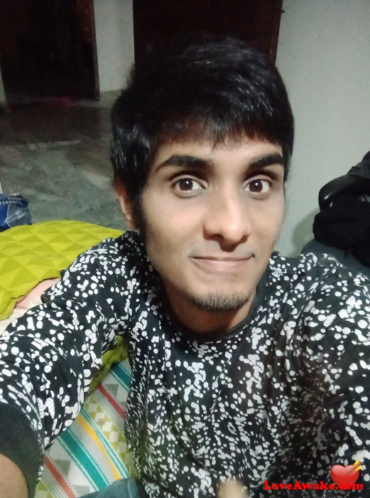 momirocks Pakistani Man from Lahore