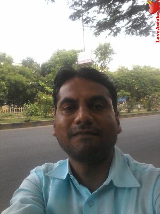 sudsh Indian Man from Indore