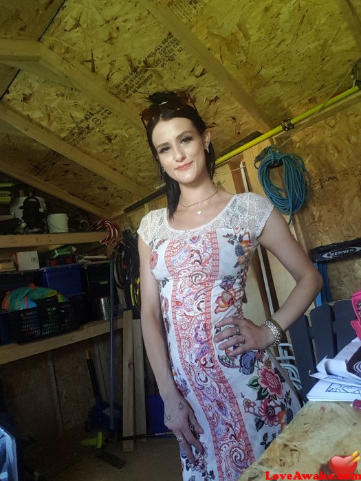seraphinalee Canadian Woman from Morrisburg