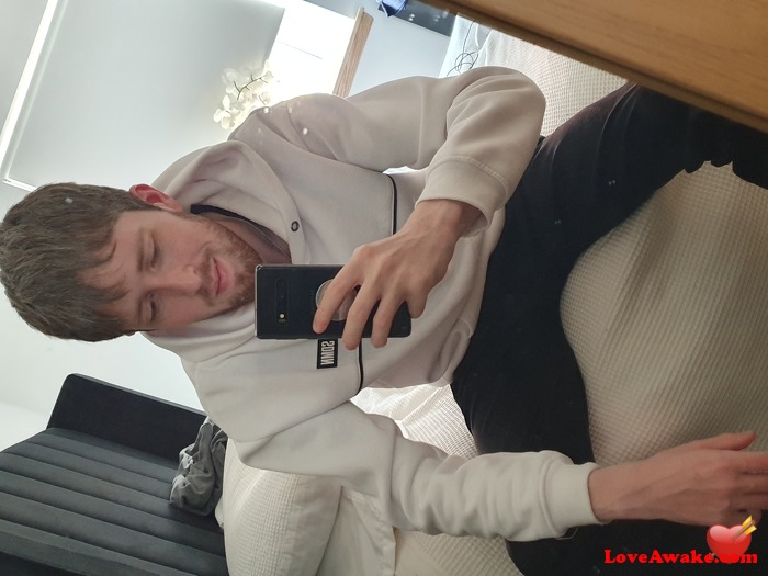 Elliot98x UK Man from Kirkcaldy