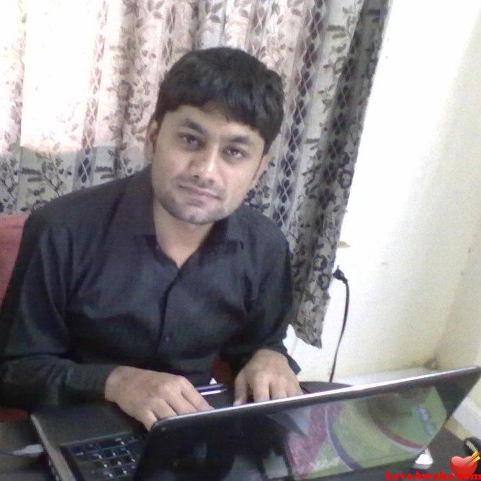 whiteblack Pakistani Man from Islamabad