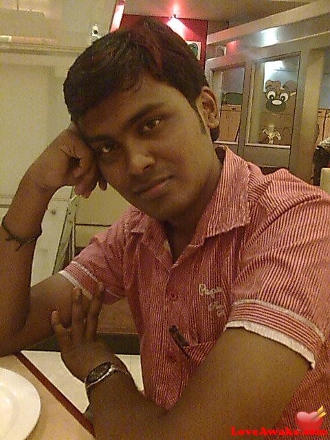Lovely-Guy Indian Man from Chennai (ex Madras)