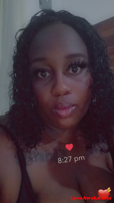 chrissyG Belize Woman from Caye Caulker