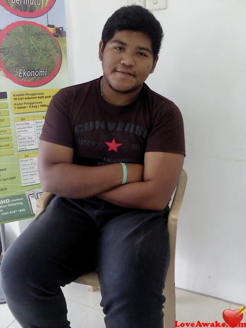 cobrar Malaysian Man from Kota Kinabalu, Sabah