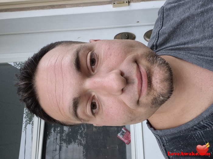 Valcan90 Canadian Man from St Jean-sur-Richelieu