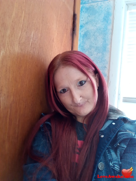 Krysta83 Canadian Woman from West Lorne