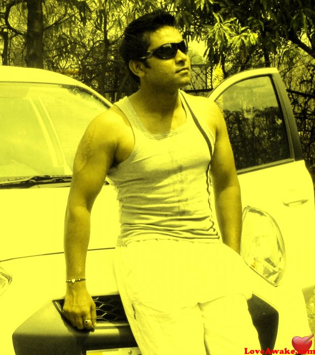 KnockAmit Indian Man from Bangalore