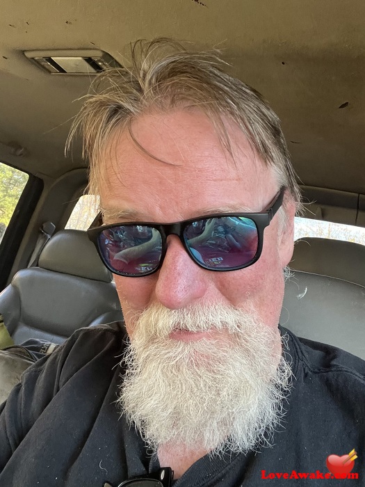 DanielAllan American Man from Beckley