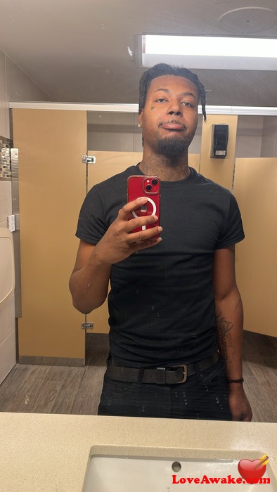 Lilraytae American Man from Portsmouth