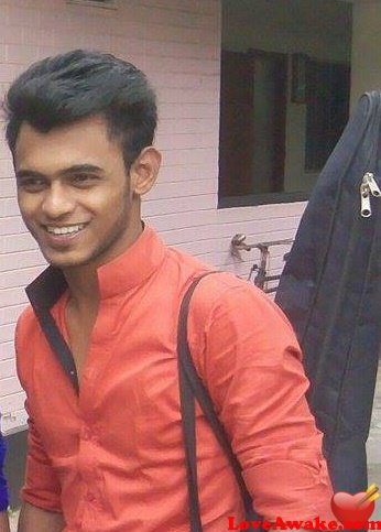 Ontar Bangladeshi Man from Dhaka