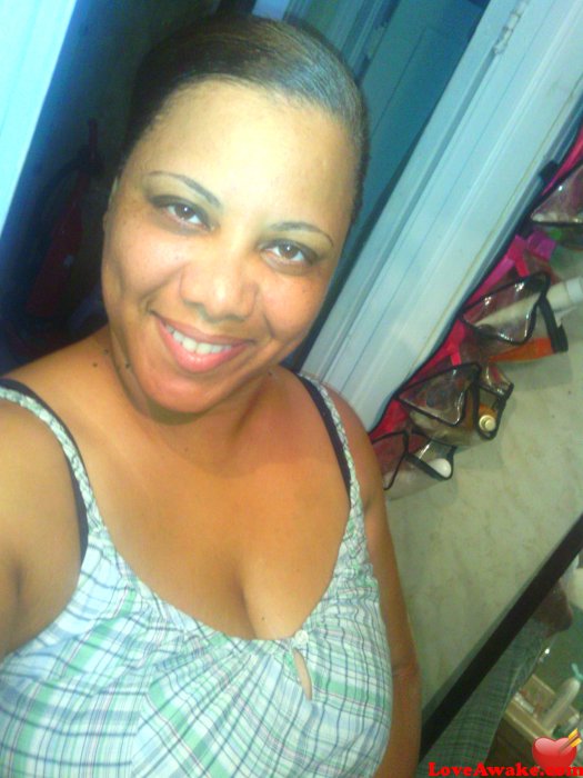 sandie25 American Woman from Taylor