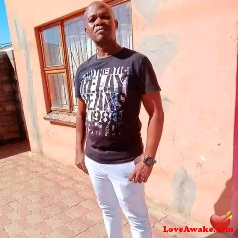 Vidgee African Man from Johannesburg