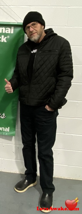 Bluecollar72 Canadian Man from Chatham