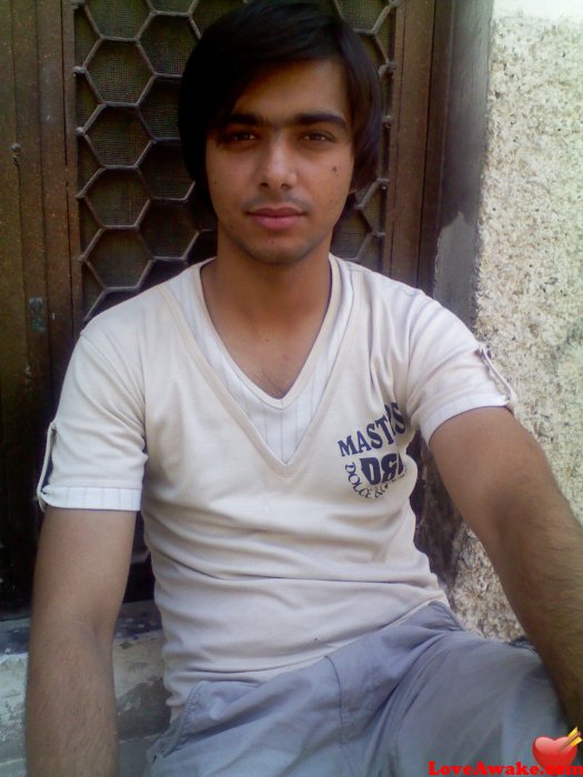 mratib Pakistani Man from Multan