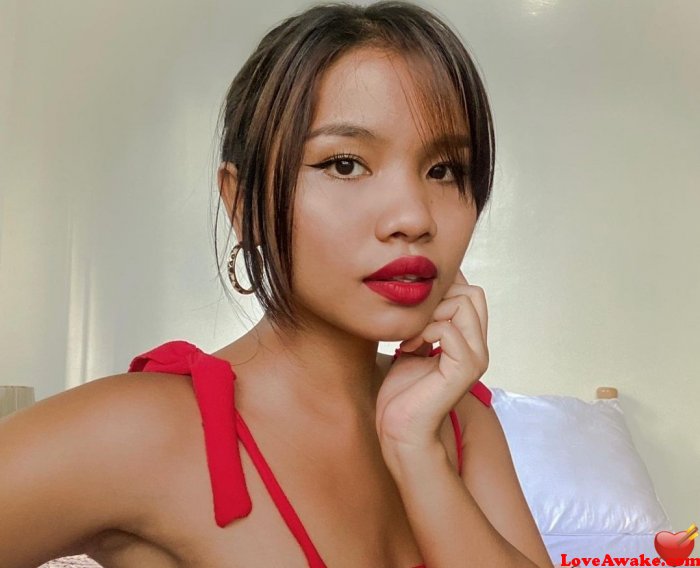 Cresill Filipina Woman from Cebu