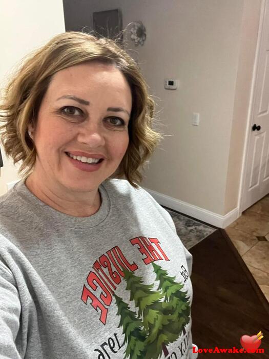 5fifty2 American Woman from Charlotte