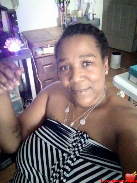 NeCola74 American Woman from Sacramento