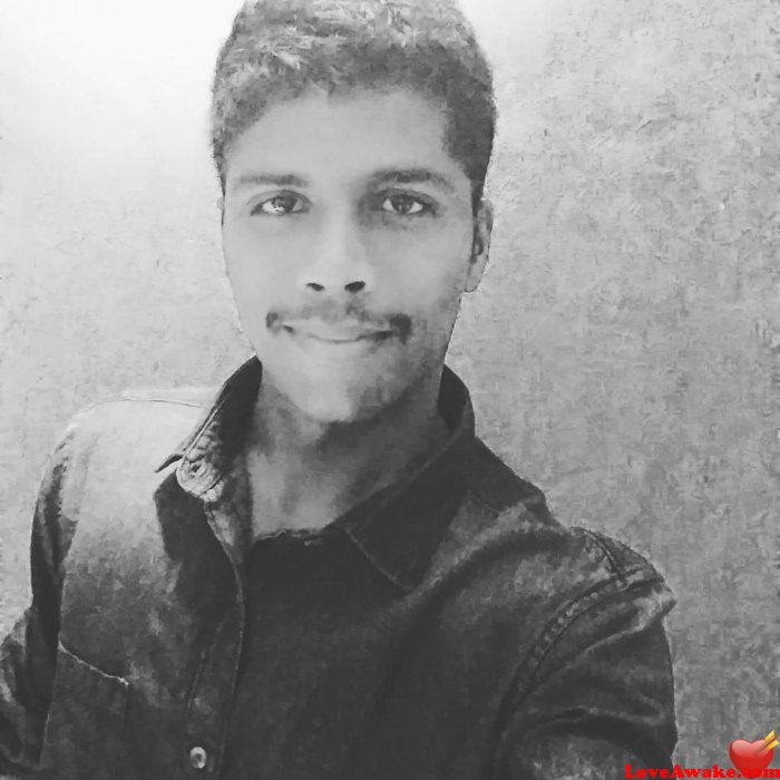 Casual123 Indian Man from Bangalore