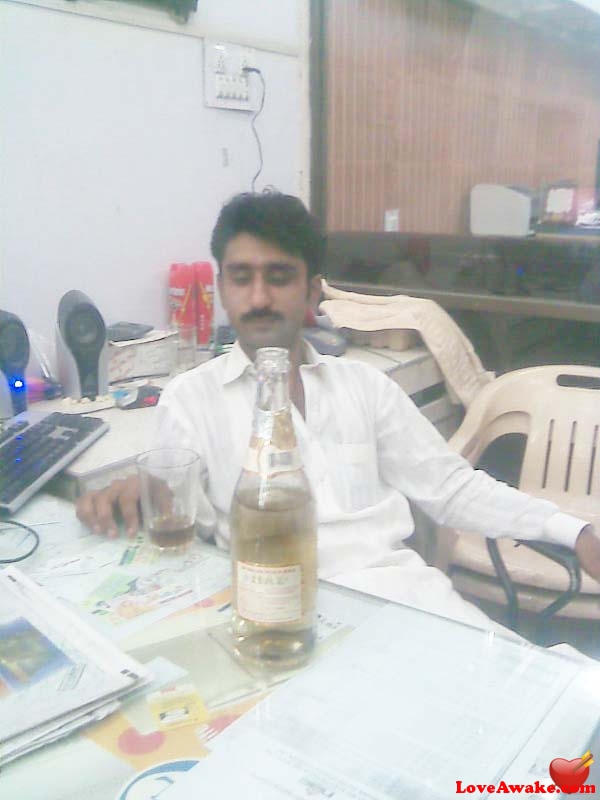 aamir111 Pakistani Man from Khanewal