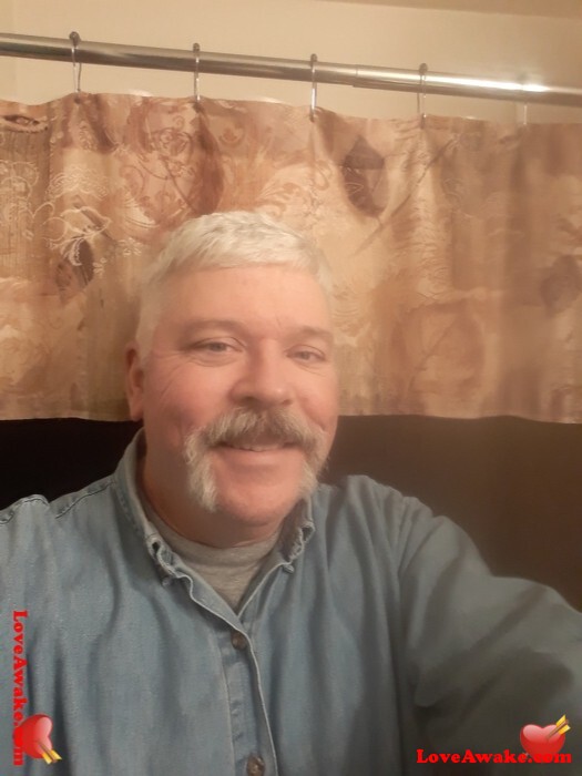 Bluecollarguy American Man from Quincy